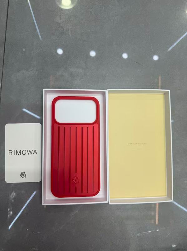 Rimowa iphone shell 010813
